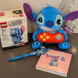 LEGO Stitch BrickHeadz Set with Blue Plush Toy